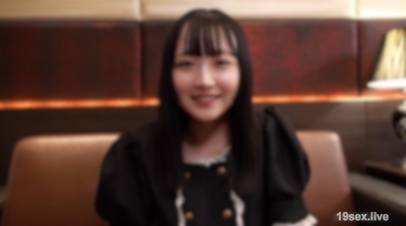 fc2-ppv 4739587 3天！一半！第一次拍攝 半室，半半張在Con Cafe工作的神秘女孩是一個非常敏感且淫蕩的受虐狂的女人，喜歡她。她的毛茸茸的貓，神秘的眼睛尖銳的眼睛，陰莖喚醒了她的陰莖，陰莖同時使用四個射精的陰莖非常好。